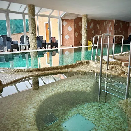 B&B Fonix Wellness Panzio 2 B Epulet