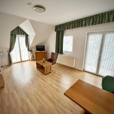 B&B Fonix Wellness Panzio 2 B Epulet Hévíz