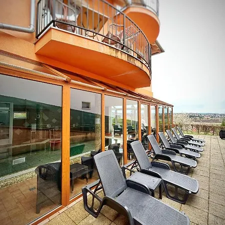 Fonix Wellness Panzio 2 B Epulet Hévíz